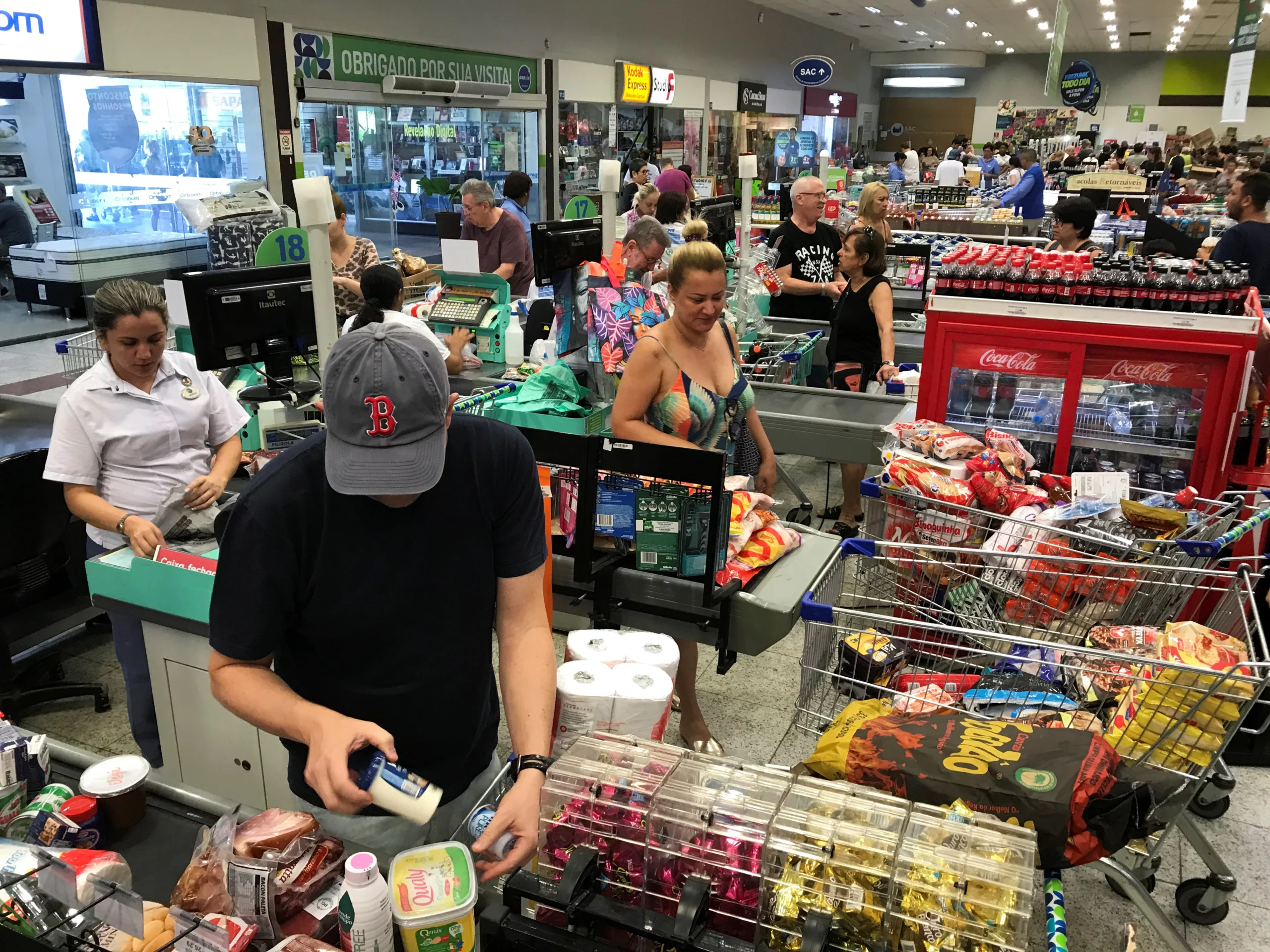 São Paulo's Consumer Prices Inch Up Amid Economic Shifts