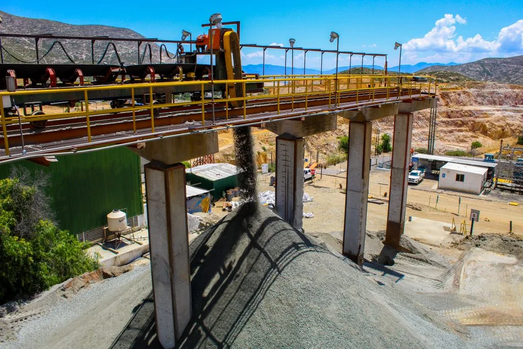 Aura Minerals Exceeds 2024 Production Targets, Shares Rise 5%