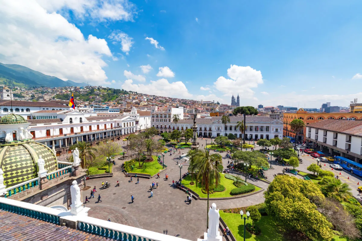 Ecuador's Country Risk Plummets to 1,048 Points Under Noboa - Quito. (Photo Internet reprroduction)