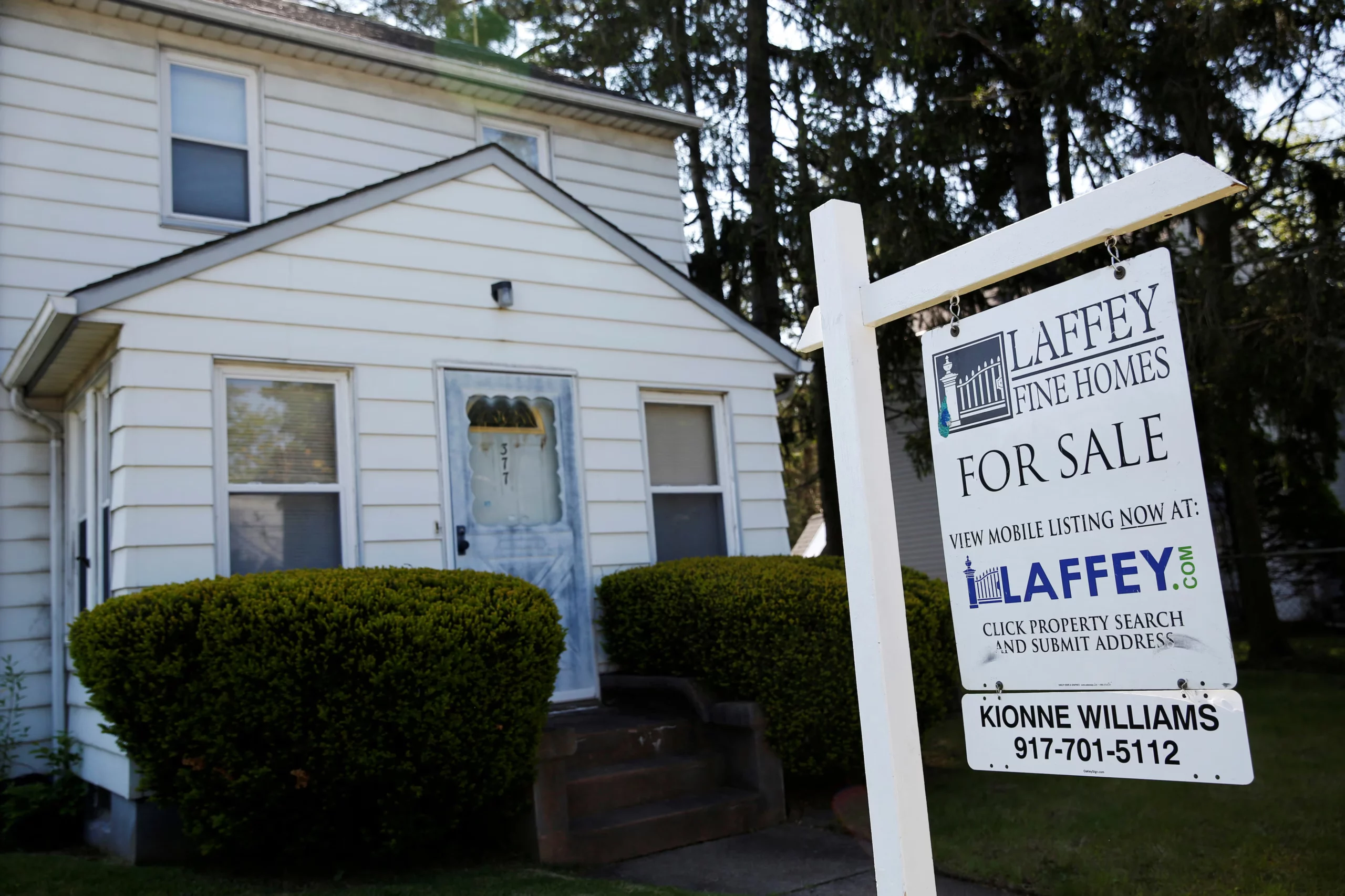 U.S. Existing Home Sales Jump 2.2% in December, Reaching 10-Month High