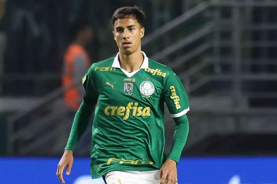 Manchester City Eyes Palmeiras' Rising Star: A Tale of Talent and Ambition