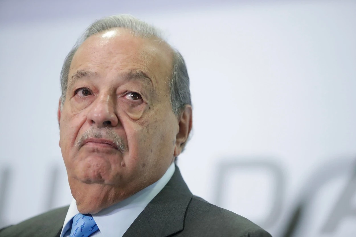 Oil Tycoon in the Making: Carlos Slim's $1 Billion Gamble. (Photo Internet reproduction)