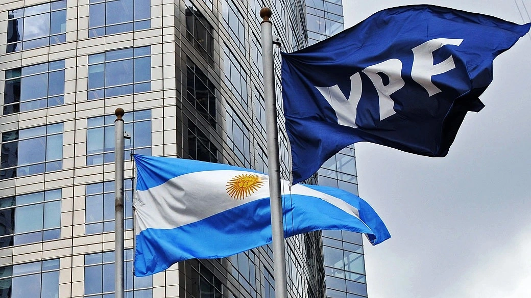 Argentina Signs LNG Export Deal with India, Targets $30 Billion Revenue