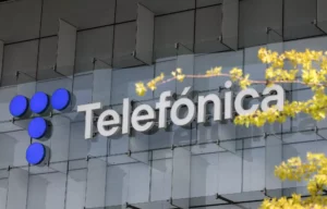 Telefónica Moves Quickly on Argentina Sale as Slim and Others Show Interest