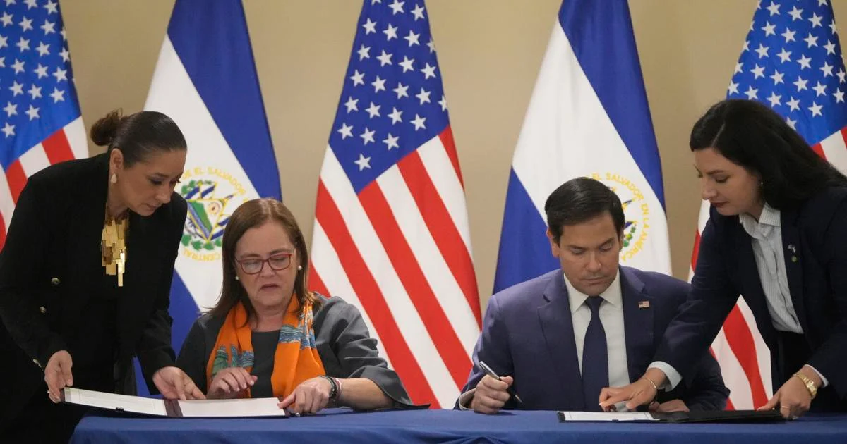 El Salvador and US Strike Nuclear Deal Linked to Migration Policy Overhaul