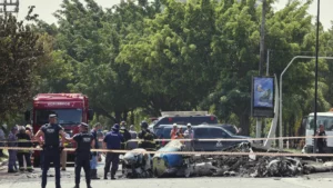 Small Plane Crash in São Paulo's Barra Funda Kills Two, Sparks Fire