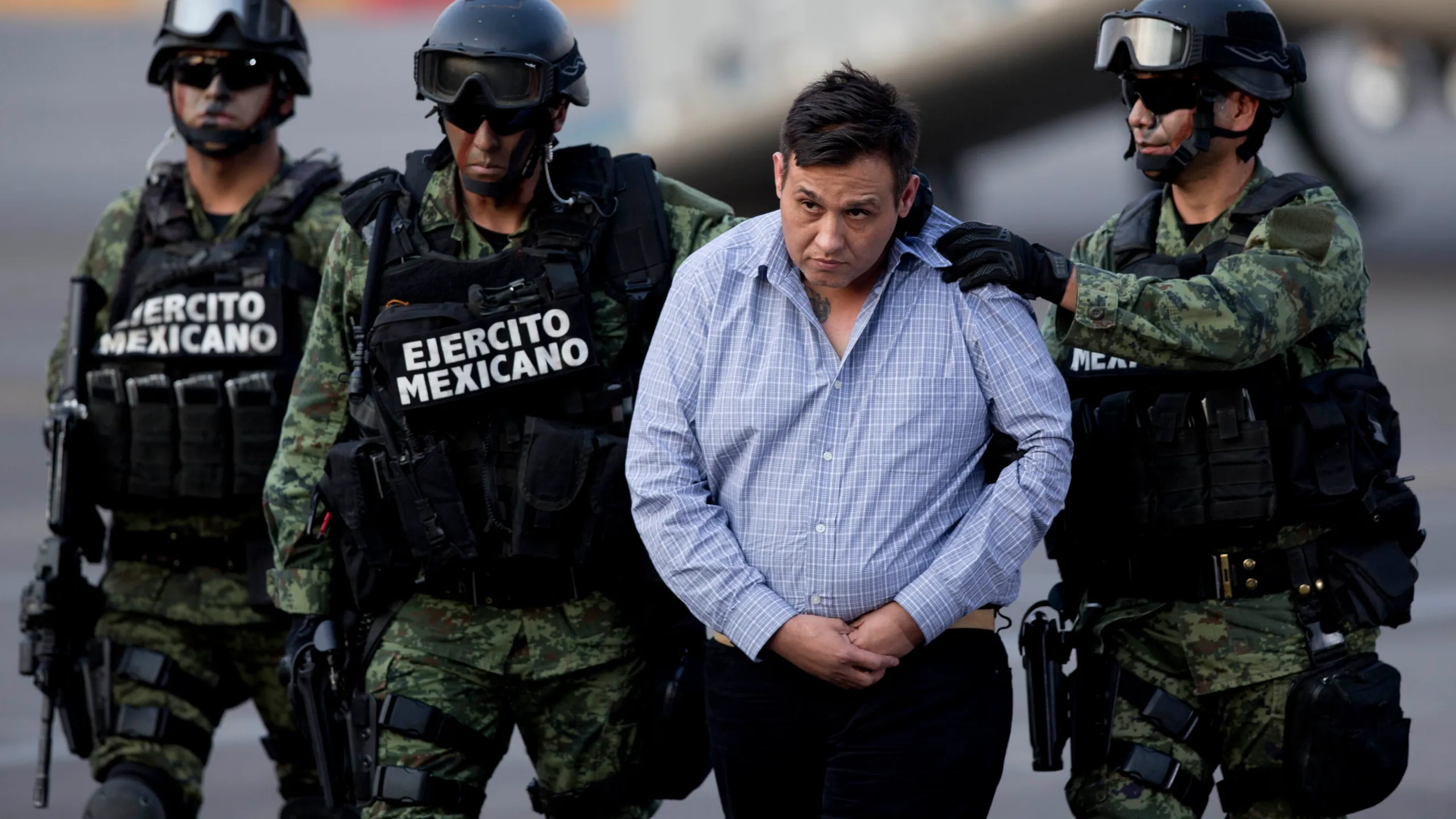 Mexico Extradites 29 Cartel Figures to the U.S. Amid Tariff Threats