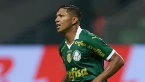Atlético-MG Makes Formal Offer for Palmeiras Forward Rony