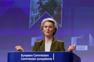 EU Courts Chinese Trade While Bracing for American Tariffs Storm