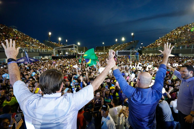 Evangelical Bloc Elects Bolsonaro Ally, Strengthening Conservative Grip on Brazilian Politics