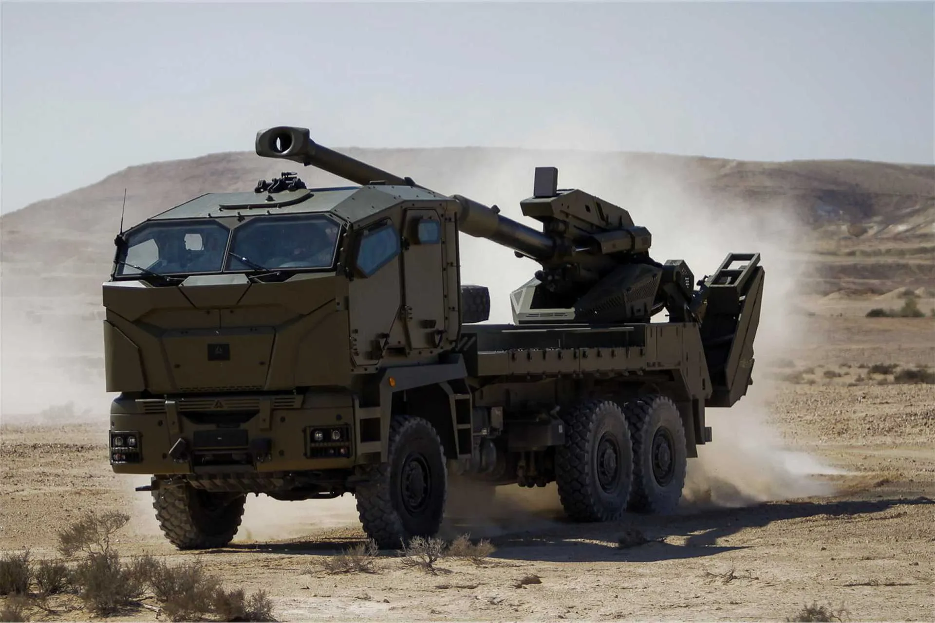 Morocco Chooses Israeli Artillery Over French Systems Amid Growing Defense Ties