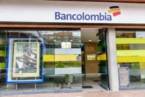 Colombia’s Banking Leaders Shine in Tough 2024