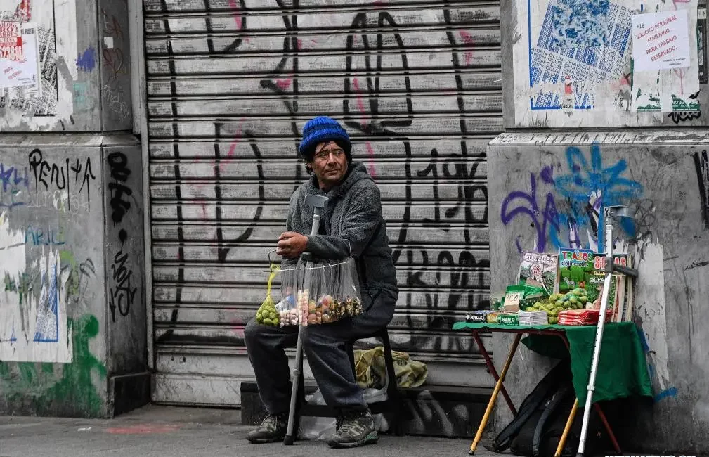 Chile's Foreign Workforce Unemployment Climbs to 8% in Late 2024