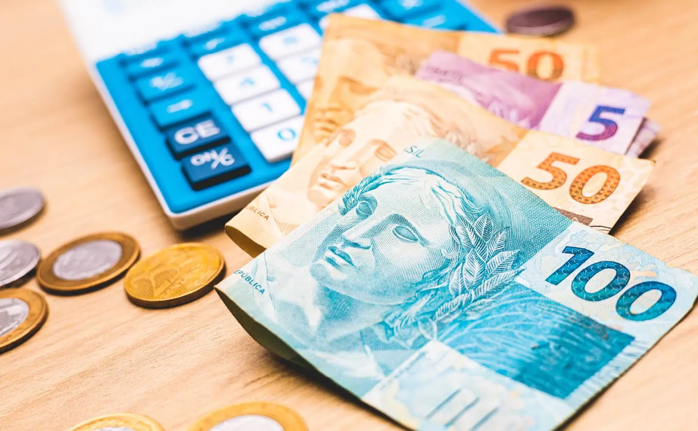 Brazil Unveils Income Tax Reform to Benefit 10 Million Workers