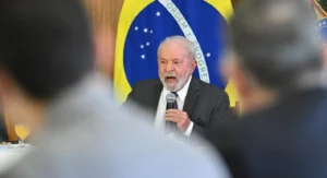 Lula Tells Congress Brazil is Less Poor and Less Unequal