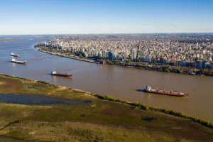 Argentina Voids Key Waterway Tender Amid Corruption Concerns