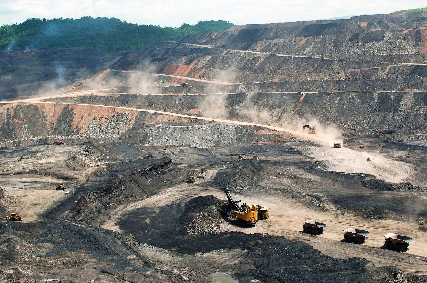 Anglo American Sells Brazilian Nickel Assets for $500 Million in Bold Restructuring Move