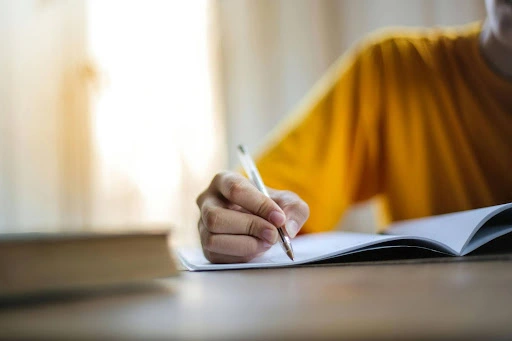How Students Can Improve Their Research and Writing. (Photo Internet reproduction)