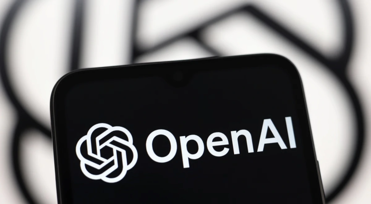 OpenAI Hits 400 Million Users as Rivals Close In