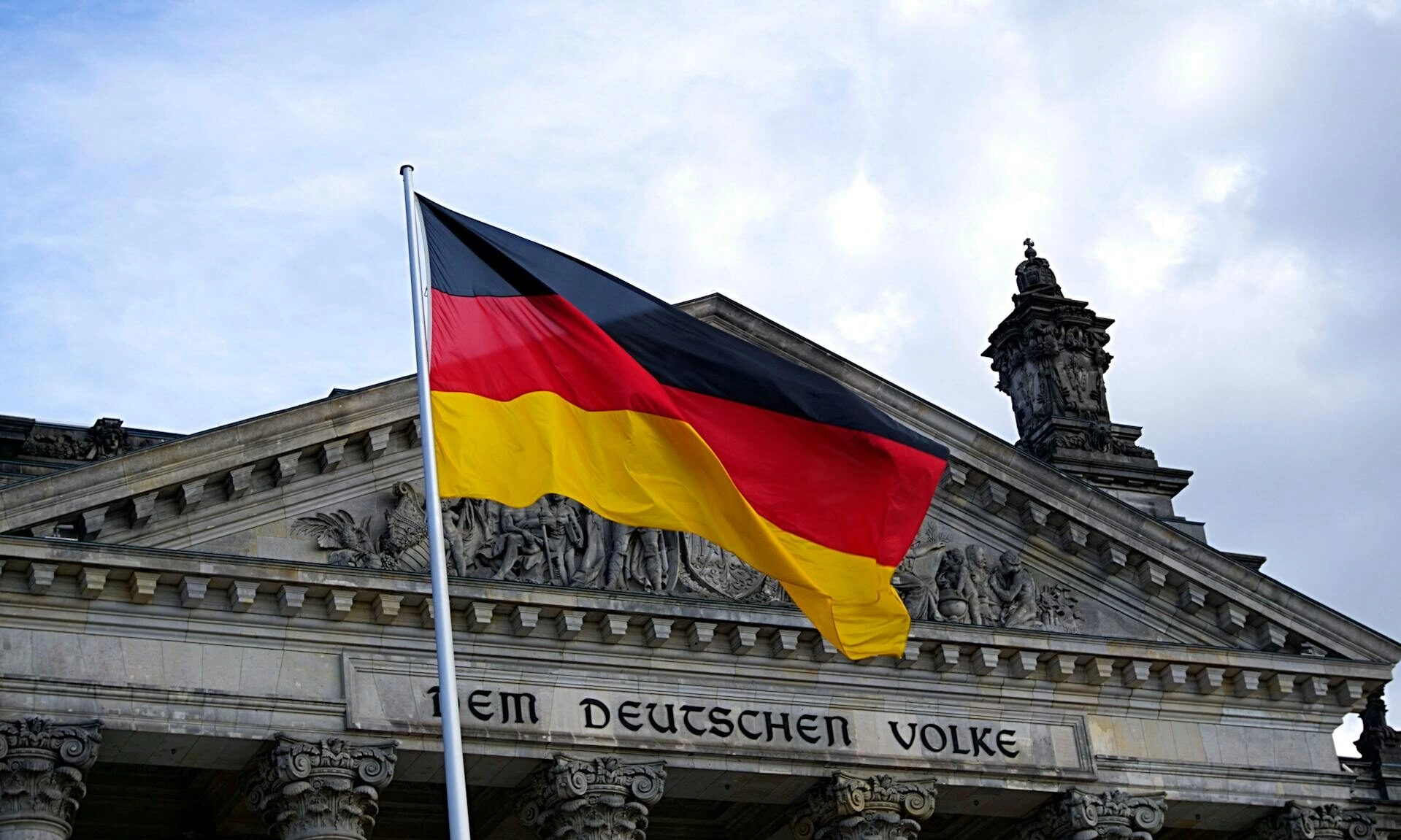 Germany's Political Divide Deepens Ahead of Pivotal Election
