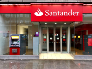Santander Brasil Q4: A Financial Fortitude Display