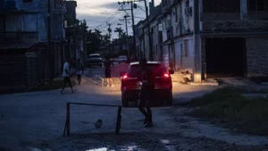 Cuba's Electricity Crisis Deepens: 40% of Island Faces Daily Blackouts