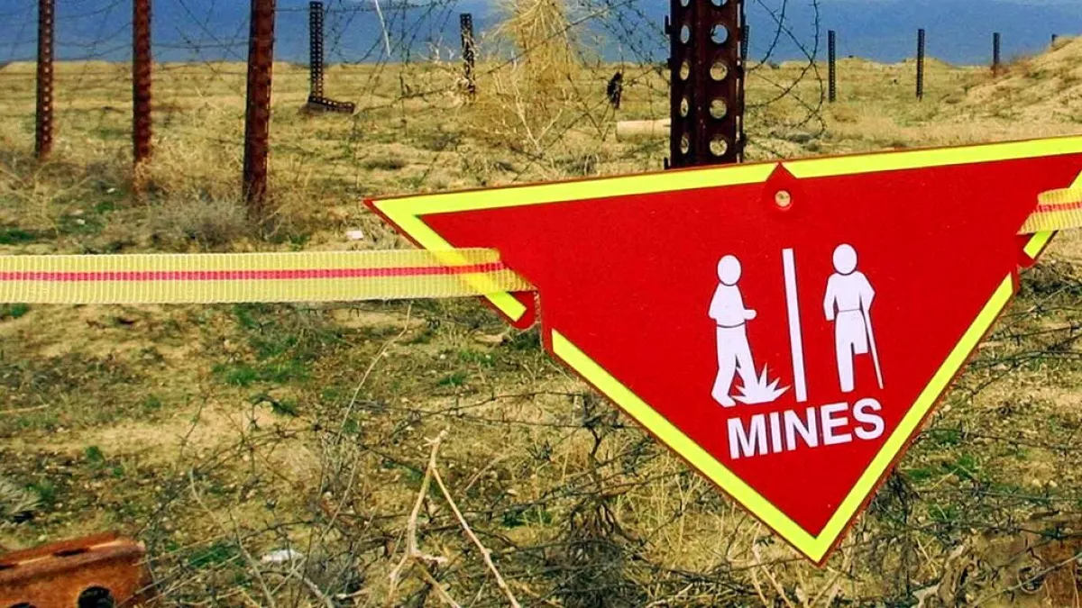 Poland, Baltics Seek Mines Amid Russia Border Fears
