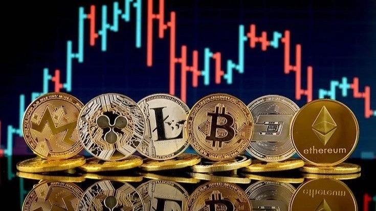 Crypto Markets Rebound as EOS Surges 25%: Bitcoin Holds Above $83K Amid Renewed ETF Inflows