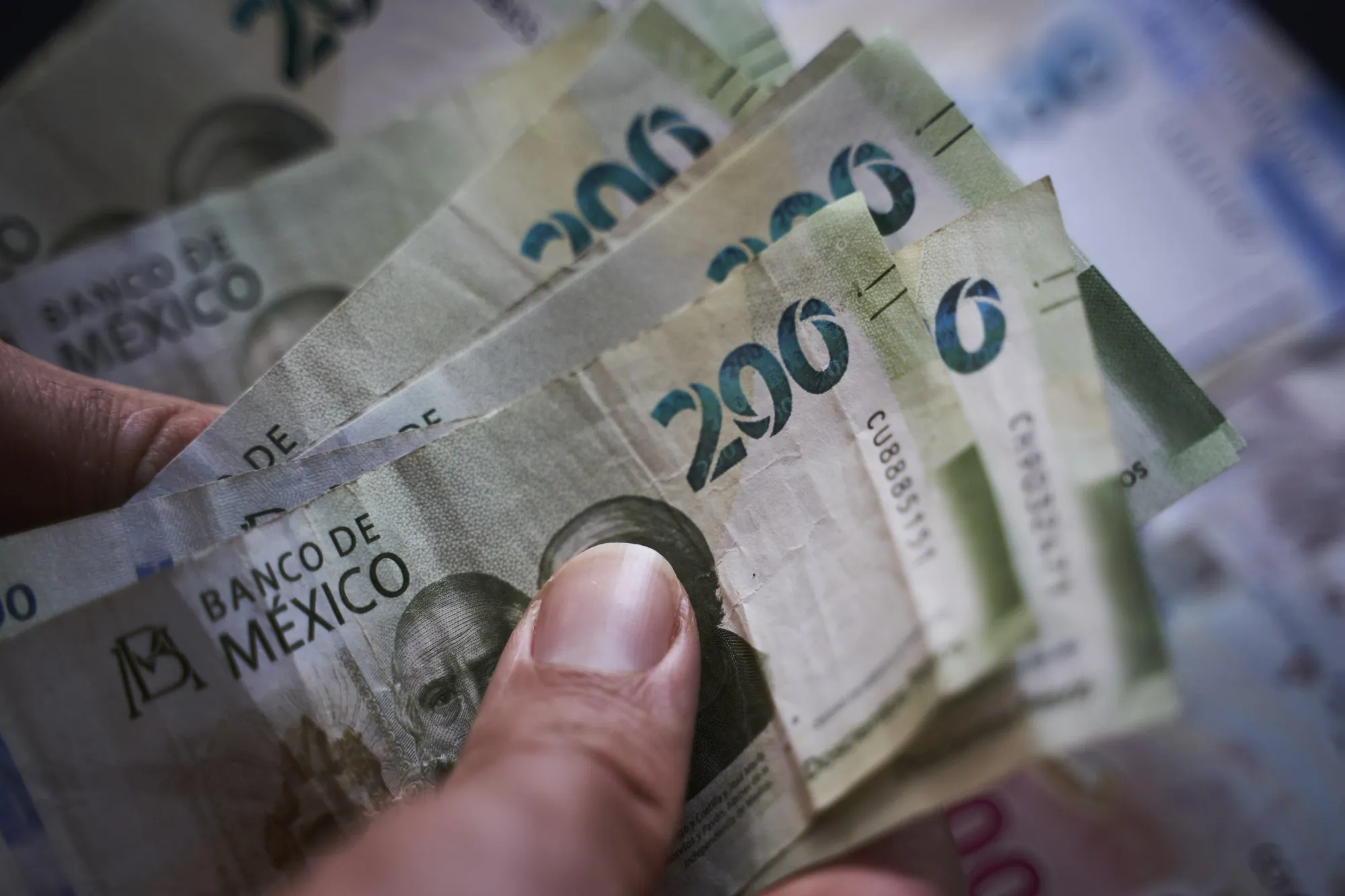 Mexican Private Consumption Falls for the First Time Since the Pandemic