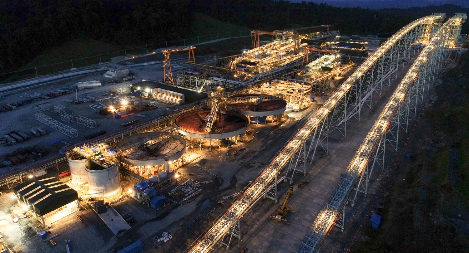 Panama's Economy Grows 2.9% in 2024 Despite Major Mining Closure