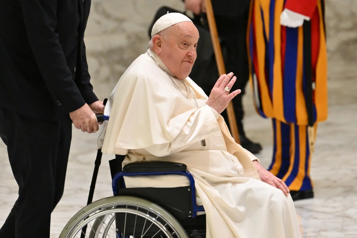 Pope Francis Faces Long Recovery Battle as Hospital Stay Reaches Three Weeks