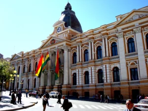 Bolivia's Economic Crossroads: Trade Deficit Hits $845 Million in 2024