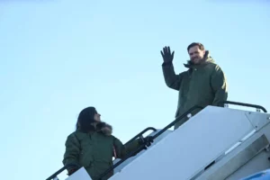 U.S. Arctic Ambitions Test Ties with Denmark as Vance Visits Greenland Base