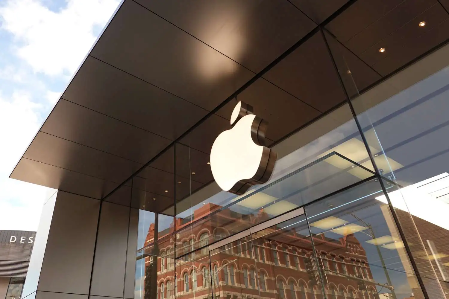 Tech Giants and Newcomers Shape 2025’s Most Valuable Brands
