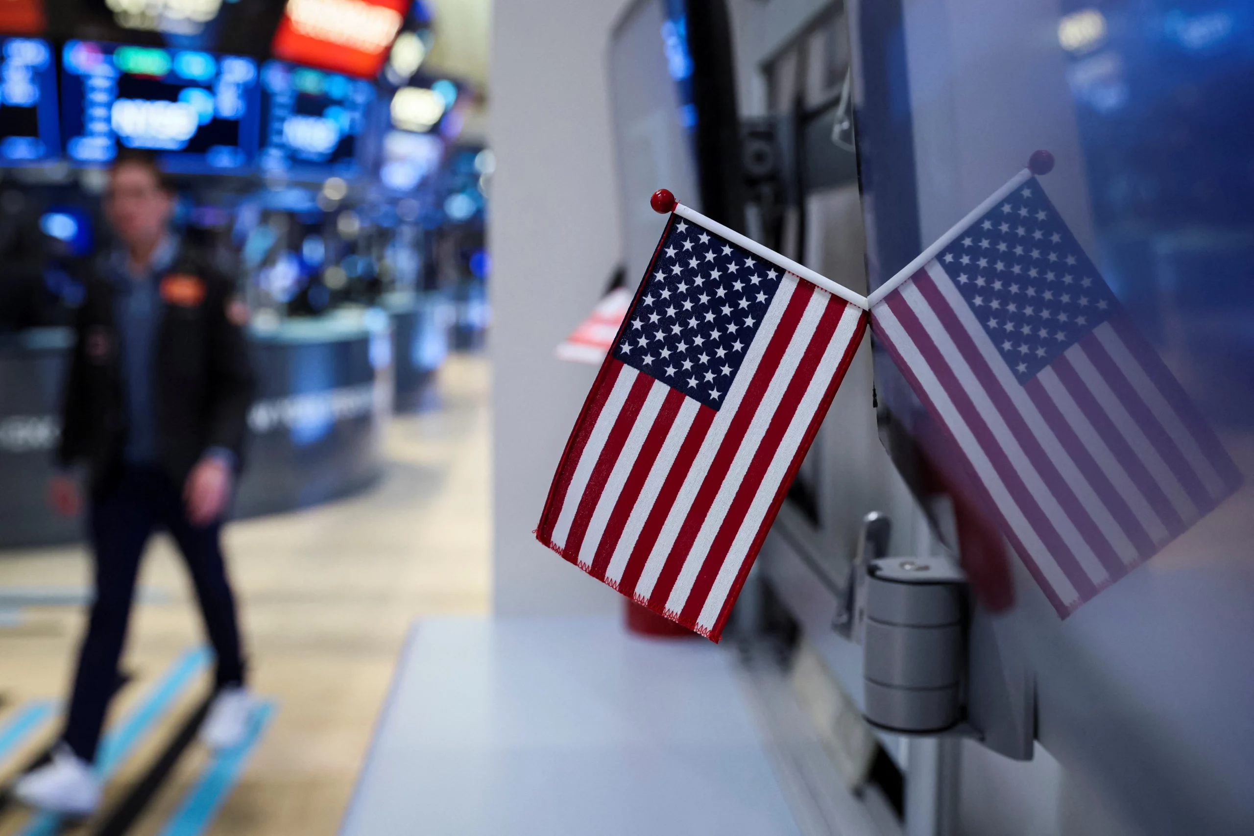Buffett’s Cash Hoard and Beyond: A Warning for World Markets
