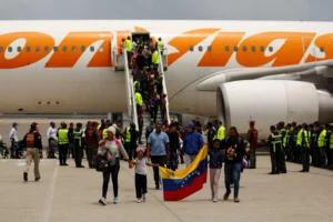 Caracas Restarts U.S. Migrant Returns Under Tense Accord