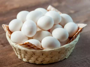 Egg Smuggling Jumps 116% from Canada, 158% from Mexico as U.S. Prices Soar