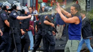 Football Fans and Pensioners Clash with Police in Buenos Aires Pension Reform Protest