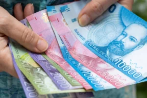 Chilean Peso Gains Ground: Trading at 925.07 as Copper Prices Stabilize - March 27