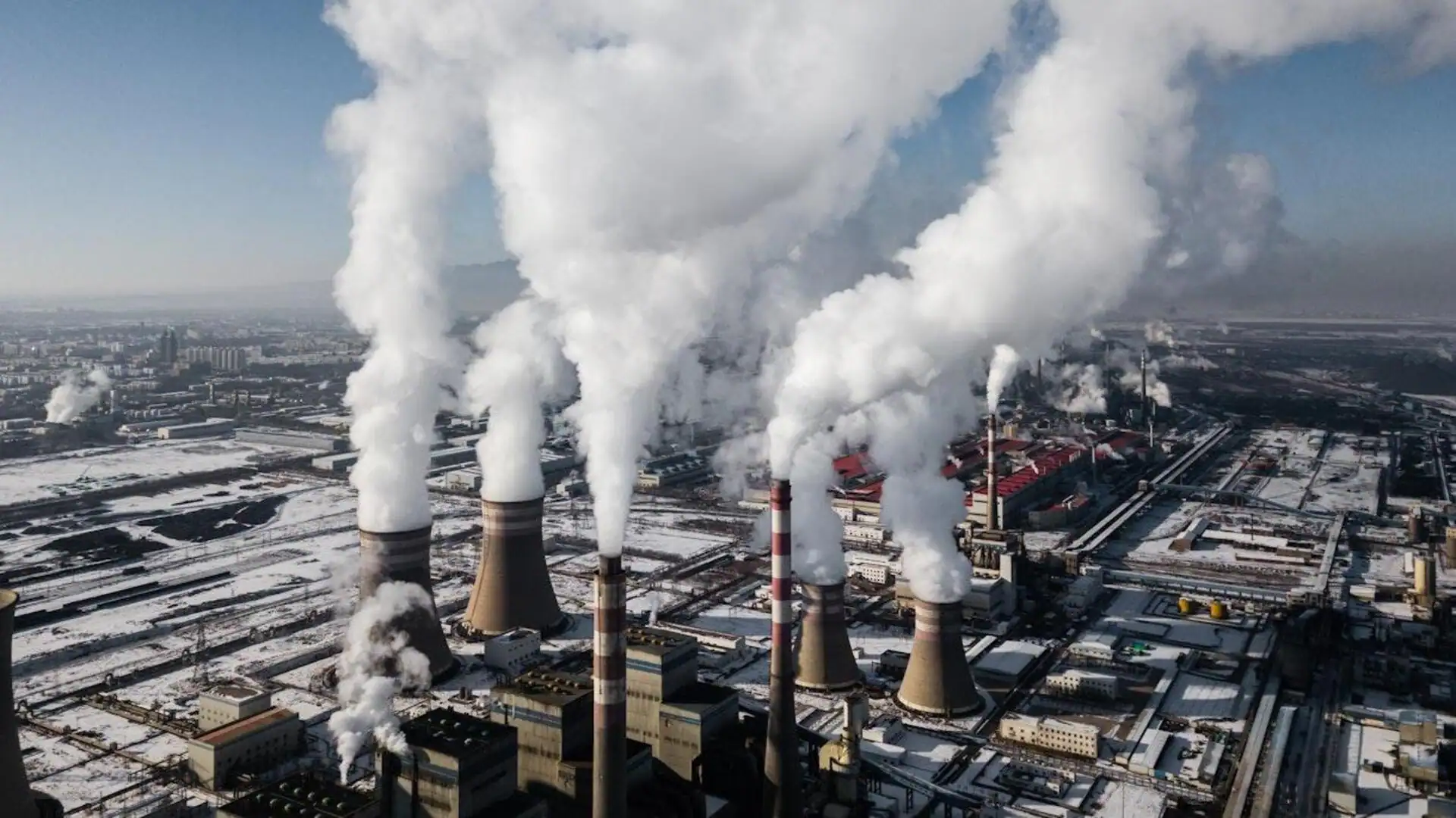 36 Companies Drive Half of Global CO₂ Emissions in 2023, Report Finds