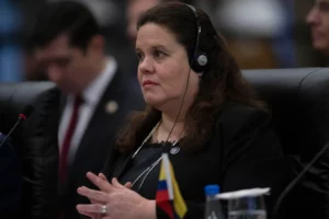 Property Conflict Forces Allende's Granddaughter From Chilean Defense Ministry