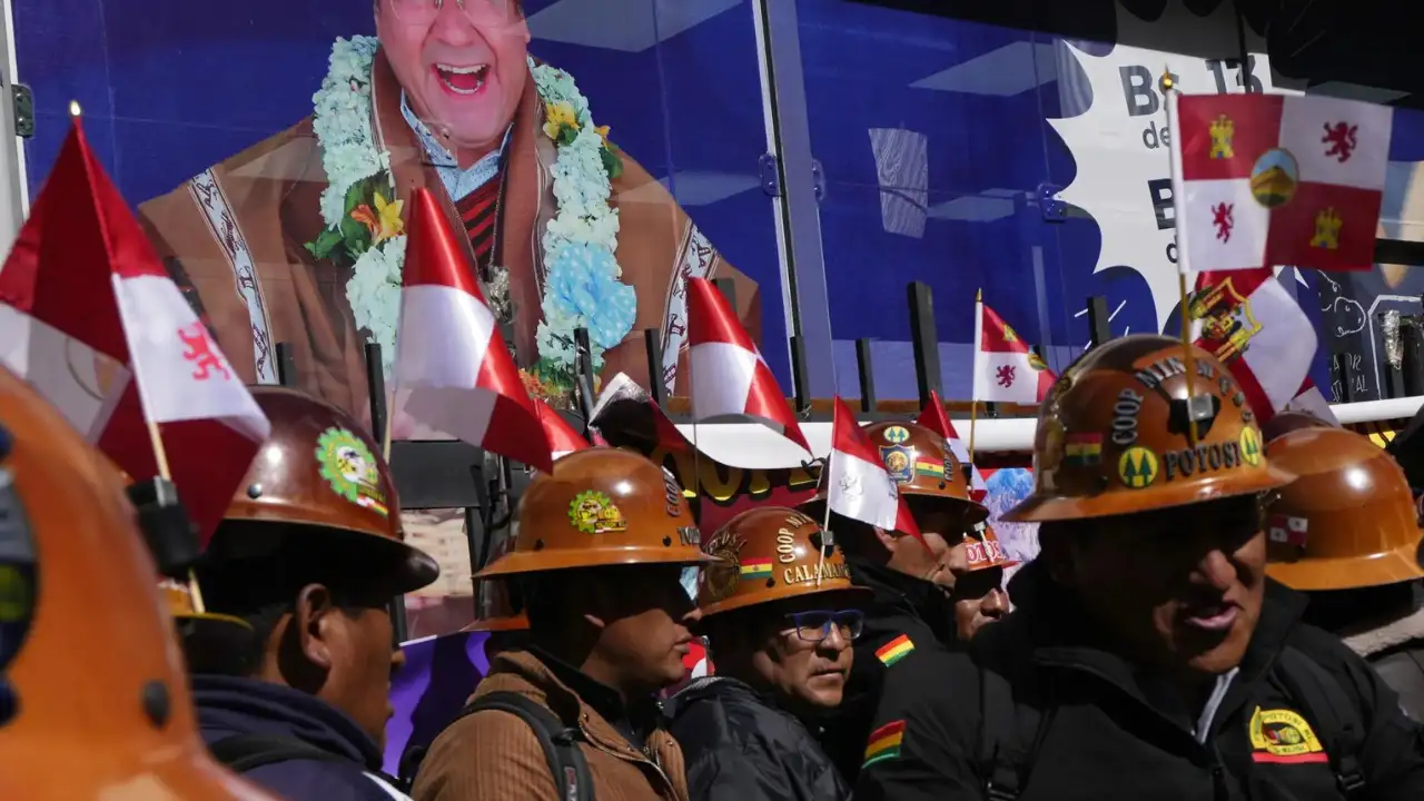 Miners Bring La Paz to Standstill as Bolivia’s Fuel Crisis Deepens