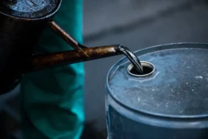 Oil Rally Falters as Supply Optimism Meets Technical Resistance