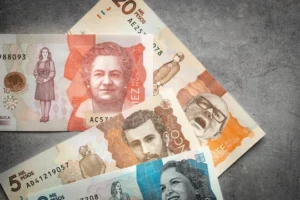 Market Turbulence: Colombian Peso Falls Victim to Global Risk-Off Sentiment