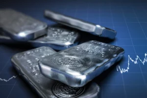 Silver Prices Stabilize at $32.04 After Recent Volatility