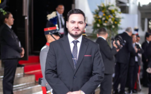 Guatemalan Congress Legal Chief Killed in Shopping Mall Shooting