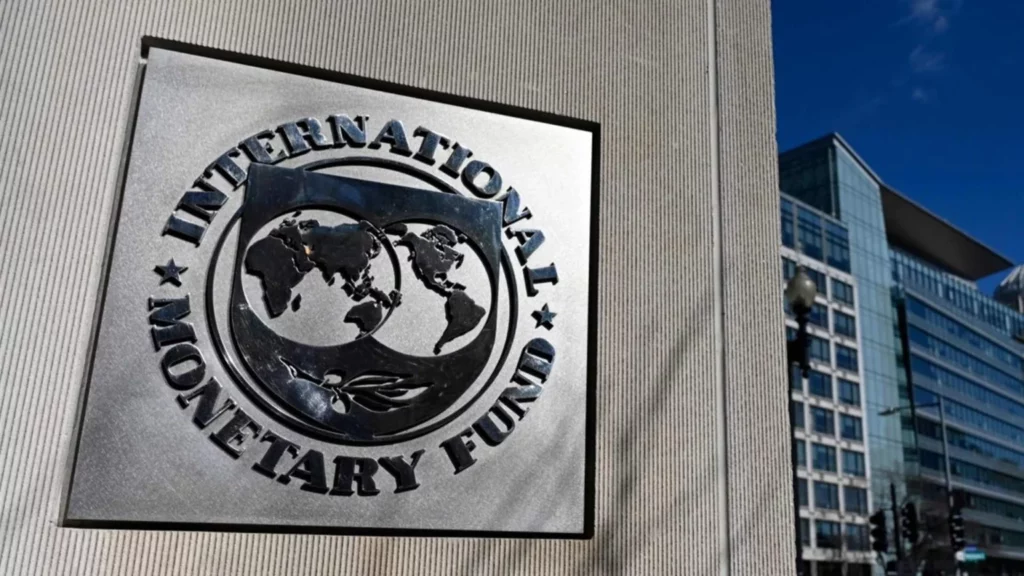 IMF Predicts Strong 5% Growth for Argentina in 2025 After Milder Downturn