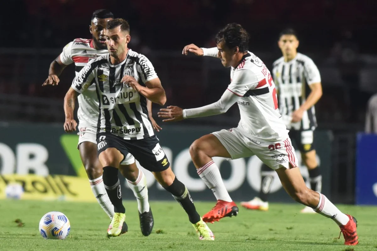 São Paulo Edges Santos in Tight Classic, Shifting Fortunes in Brazil’s Top Flight