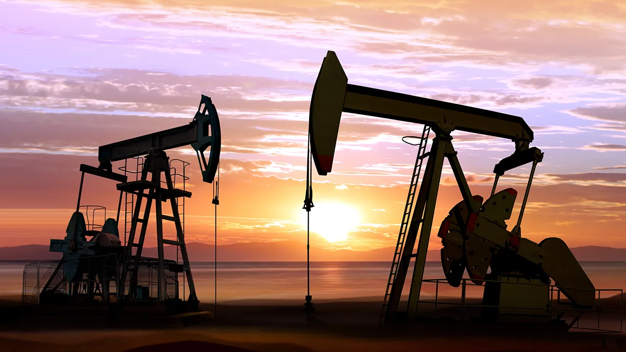 OilProduction_iStock2