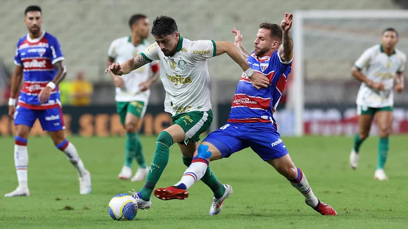 Palmeiras Edges Fortaleza, Takes Brasileirão Lead as Defensive Discipline Pays Off